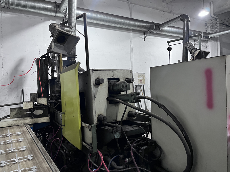 Чому в майстернях Jinhua Hanjia завжди горить світло?